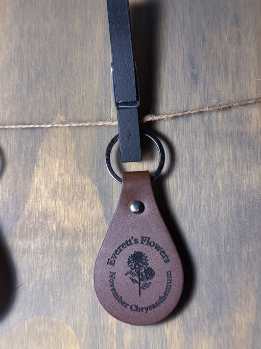 Chrysanthemum November Birth Flower Leather Engraved Keychain